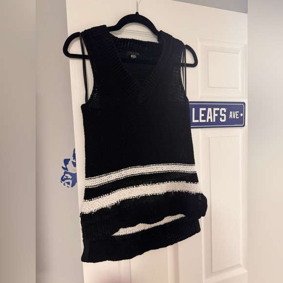 Rag & bone V neck black vest - Picture 1 of 8